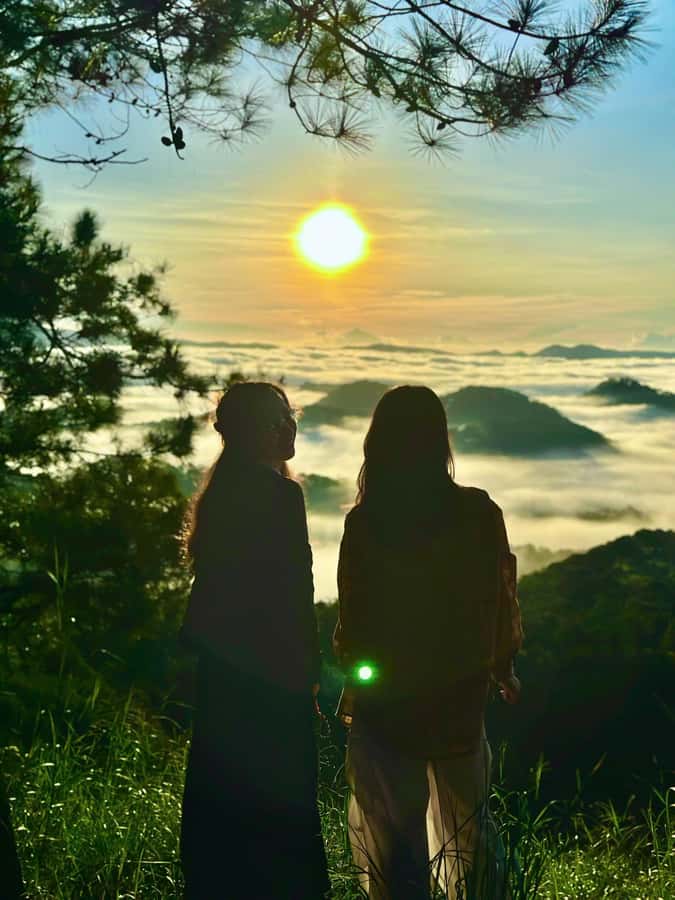 Dalat: Sunrise Trekking and Cloud Hunting experience - Guides who shape the experience