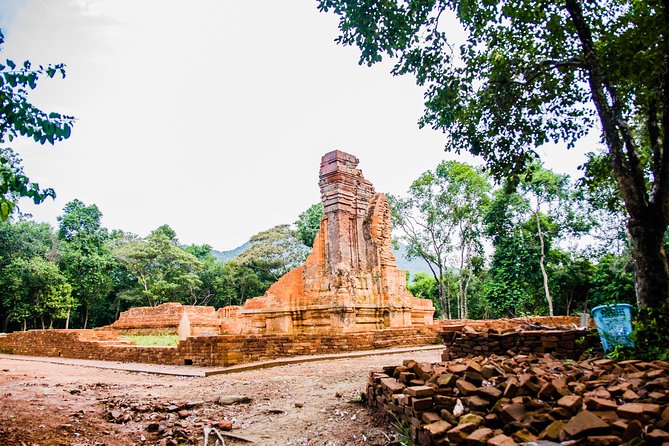 Early Morning My Son Sanctuary Trip w. Champa Food & Coffee - The drive from Hoi An to the temple valley