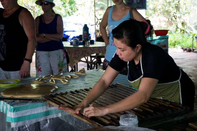 Essential Mekong Delta: Highlight Tour from Ho Chi Minh City - Cruising the Tien River and spotting the four islands