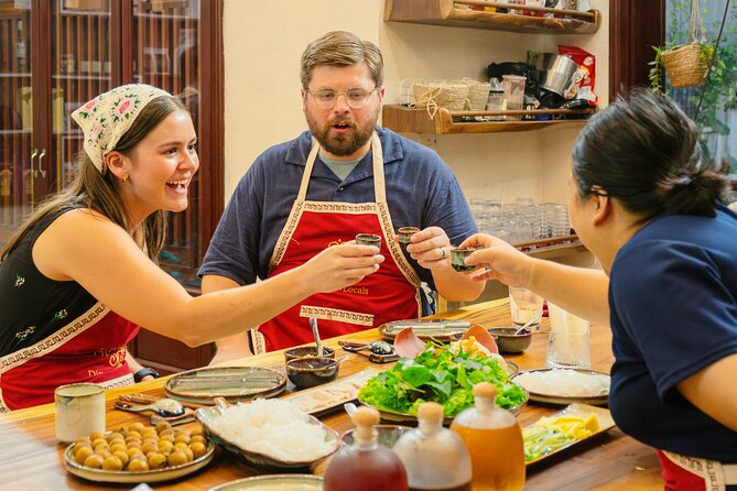 Experience Hanoi Cooking Class with Free Wine Tasting - Pickup, luggage storage, and arrival-day usefulness