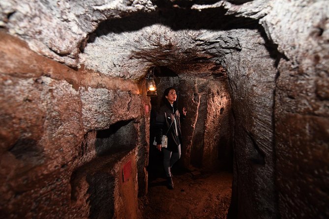Explore DMZ in Private: Vinh Moc & Khe Sanh from Hue - What the guide and driver add