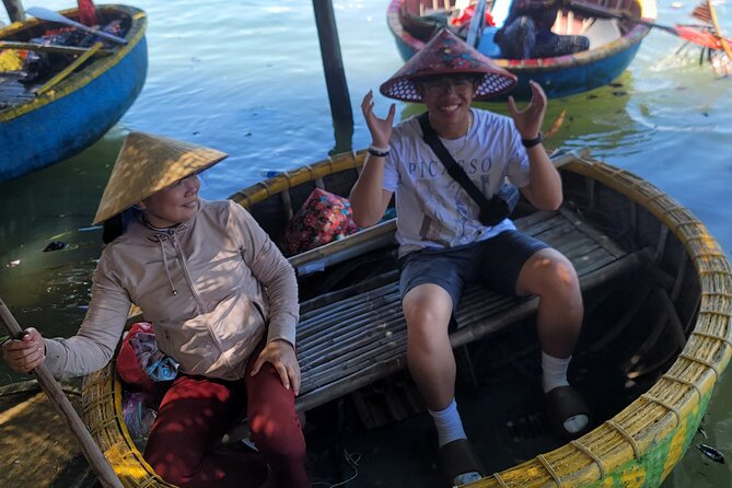 Explore Hoi An ancient town and local villages with a local guide - Lunch in the old town: banh mi with a short break