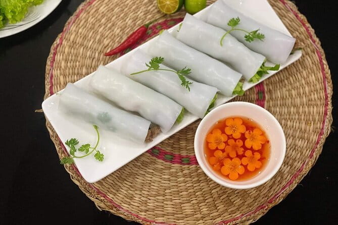 Flavors of Hanoi A Jeep Tour for Food Lovers - Pho variations and other Hanoi specialties