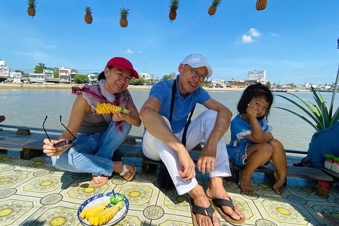 Floating Market & Hidden Canals – Small Group Morning Boat Tour - Breakfast served on the water