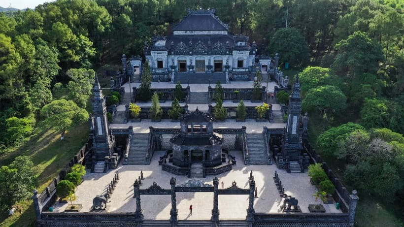 From Da Nang/Hoian/Hue: Hue Imperial City Full-Day Tour - Entering Hue Imperial City
