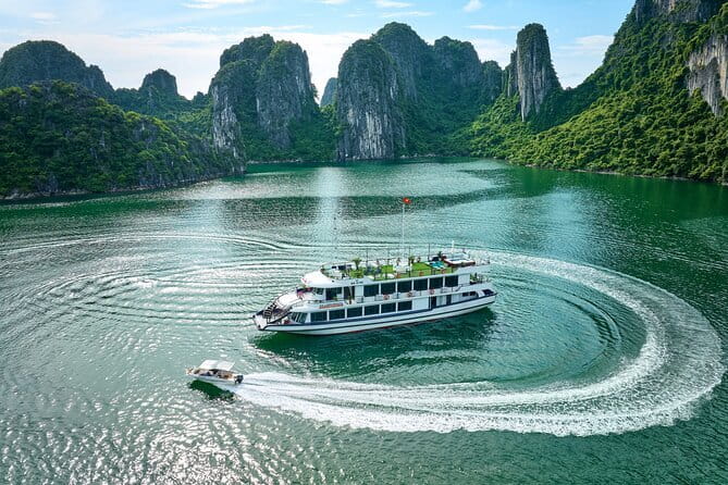 From Hanoi: 1-Day Halong 5-Star Cruises with Big & Small Groups - Key points to know before booking