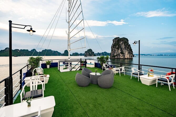 From Hanoi: 1-Day Halong 5-Star Cruises with Big & Small Groups - Boarding the 5-star day cruise