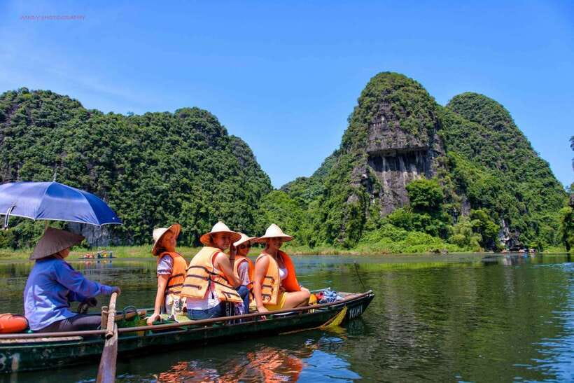 From Hanoi: 1-Day Ninh Binh Highlights Tour with Lunch - The early Hanoi pickup and long ride south