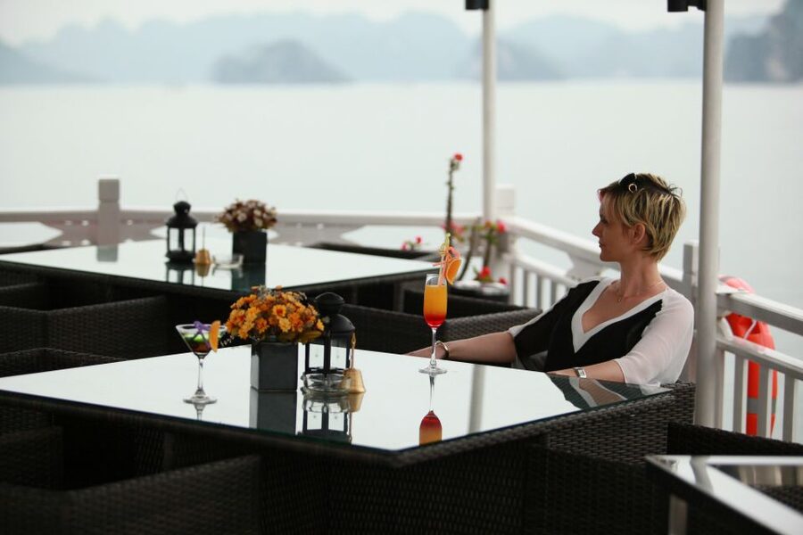 From Hanoi: 2-Day & 1 Night Halong Bay Tour - Surprise Cave on the second morning