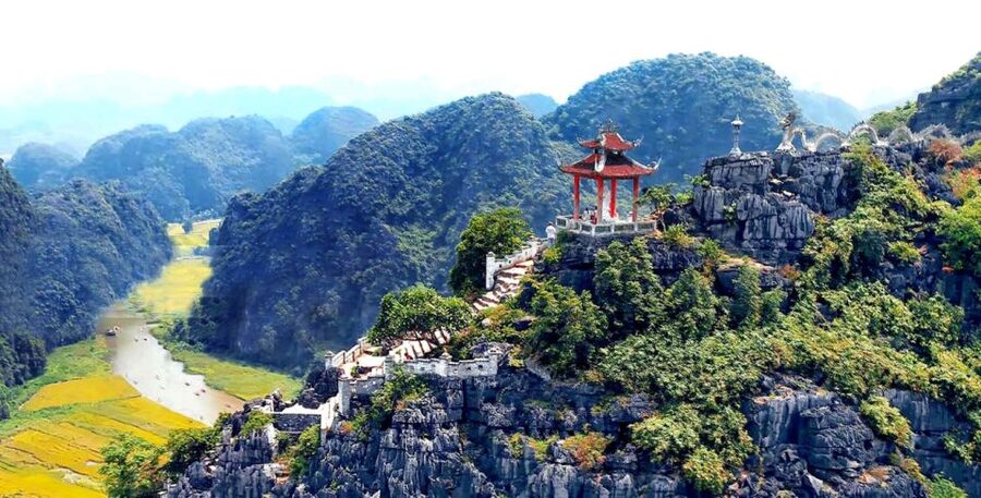 From Hanoi: 2-Day Ninh Binh Tour with Ha Long Bay Cruise - Luon Cave by kayak or bamboo boat