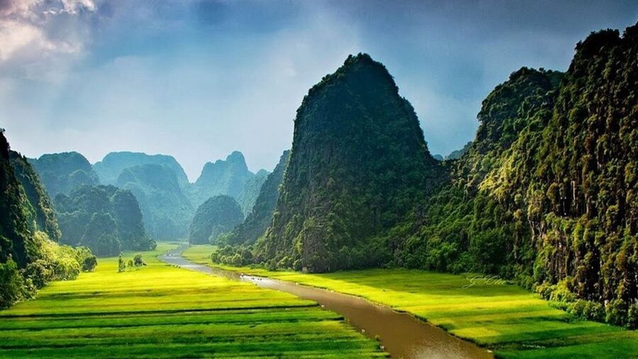 From Hanoi: 2-Day Ninh Binh Tour with Ha Long Bay Cruise - Tam Coc by sampan, the day’s calmest hour