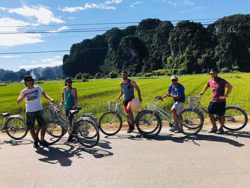 From Hanoi: 3 Day Halong Bay 5 Star Cruise - Ninh Binh Tour - The Trang An boat ride