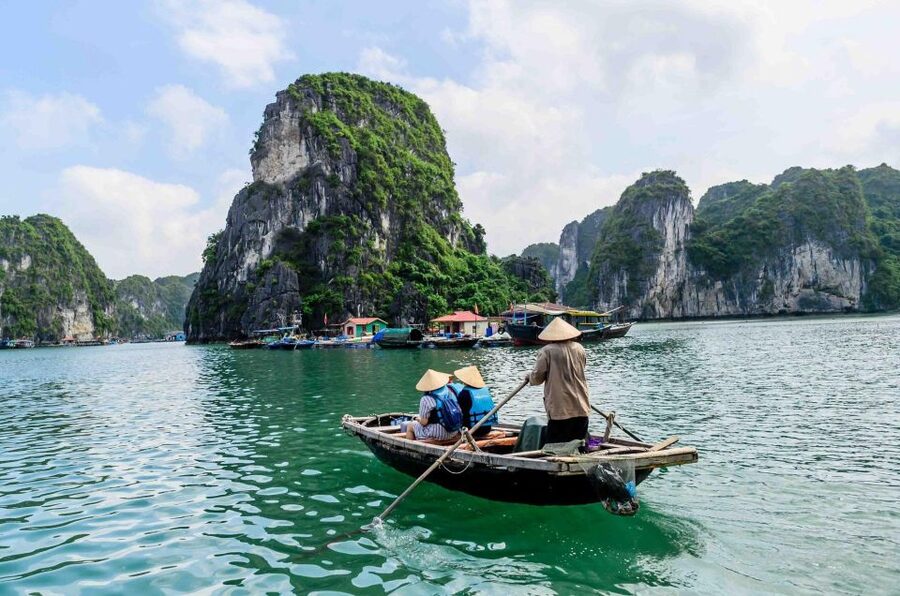 From Hanoi: 3-Day Luxury Tour Ninh Binh & Ha Long Bay Cruise - From Ninh Binh to the Ha Long cruise