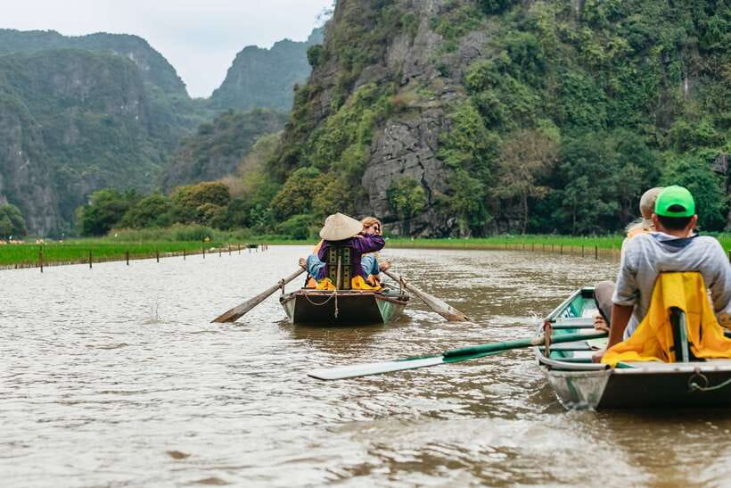 From Hanoi: Full-Day Ninh Binh Highlights Small Group Tour - Key points at a glance