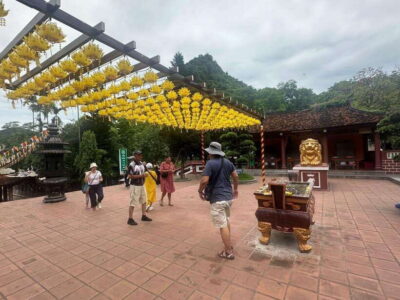 Full-Day Perfume Pagoda Group Tour with Lunch