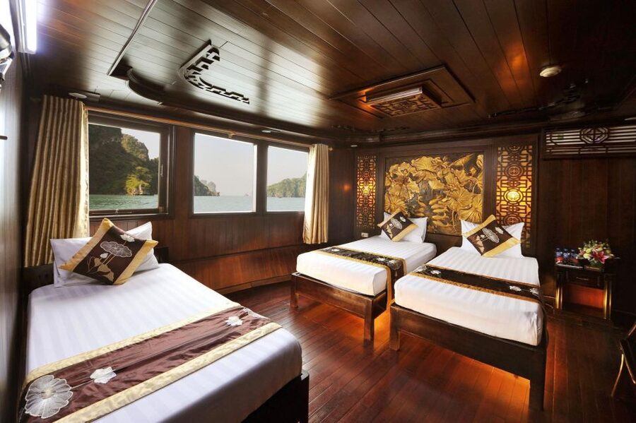 From Hanoi: Ha Long - Bai Tu Long Bay 2-Day 1-Night Cruise - Day two: Tai Chi, cave steps, and a sandy beach