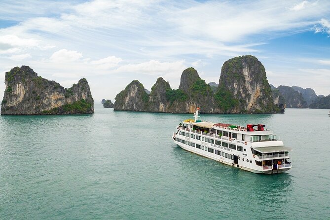 From Hanoi: Ha Long Bay Day tour 4-Star with Kayaking - Lunch Aboard the Reina Cruise