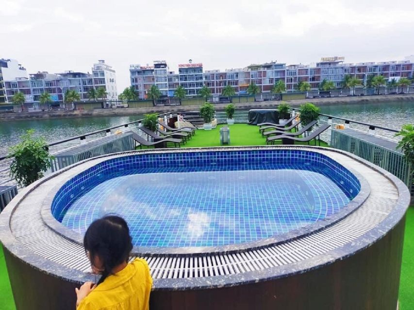 From Hanoi: Ha Long Bay Luxury Cruise Day Tour with Jacuzzi - Sung Sot Cave on Bo Hon Island