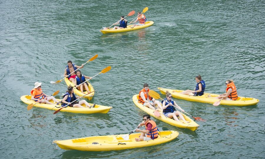 From Hanoi: Halong Explorer 3-Day Deluxe Cruise - Titop Island and the first sunset