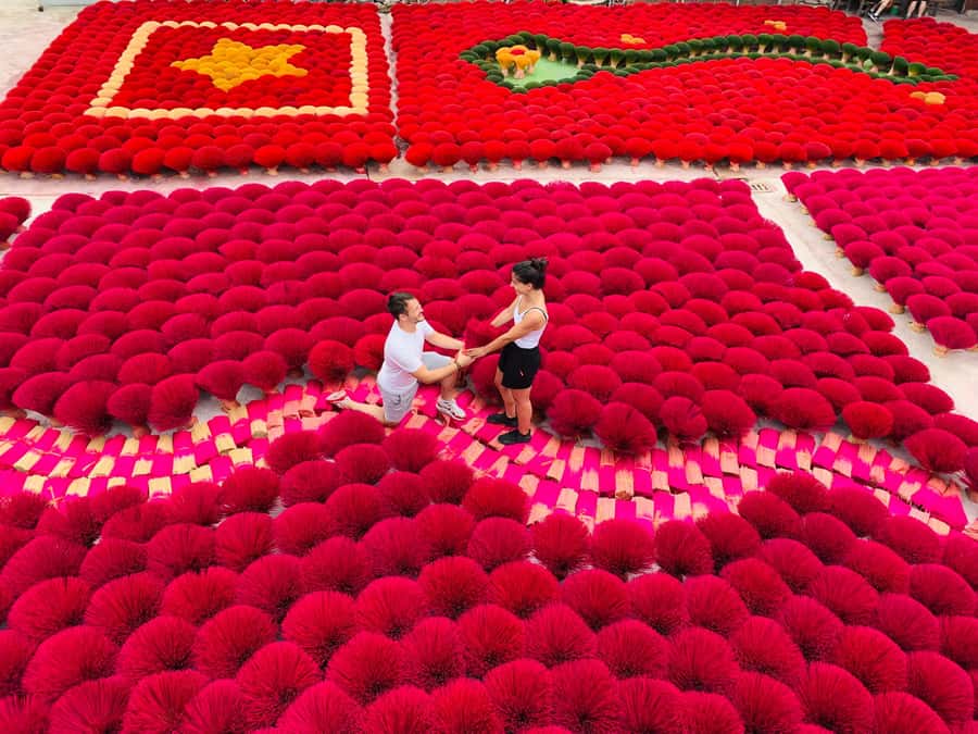 From Hanoi: Incense Village, Conical Hat and HaThai Art Tour - Quang Phu Cau and the art of incense-making