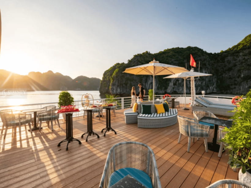 From Hanoi: Lan Ha Bay and Cat Ba Island Cruise with Lunch - Viet Hai Village by bicycle or electric car
