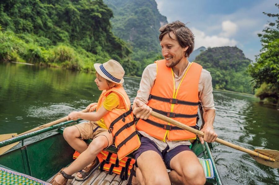 From Hanoi: Ninh Binh- Hoa Lu-Tam Coc- Mua Cave- Highlight - What the $44 price really covers
