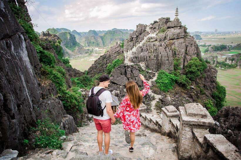 From Hanoi: Ninh Binh- Hoa Lu-Tam Coc- Mua Cave- Highlight - Climbing nearly 500 steps at Mua Cave