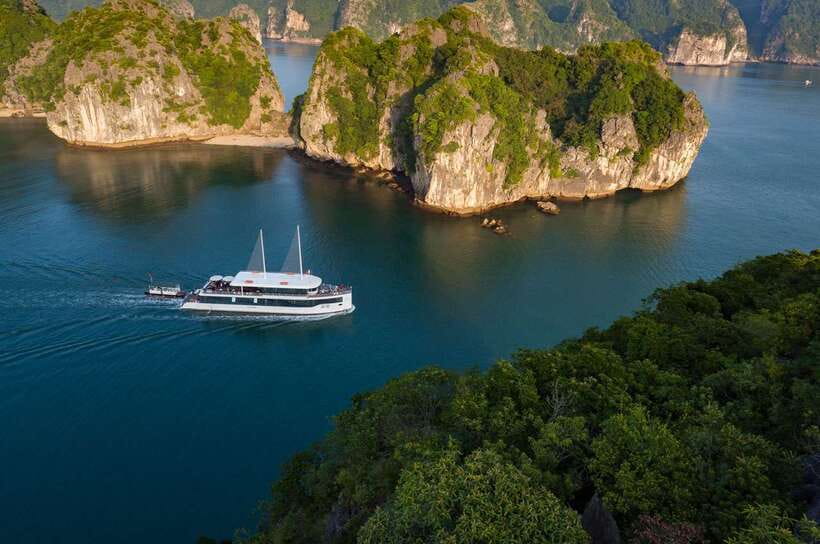 From Hanoi or Halong: Halong Bay Day Cruise - Passing the floating homes