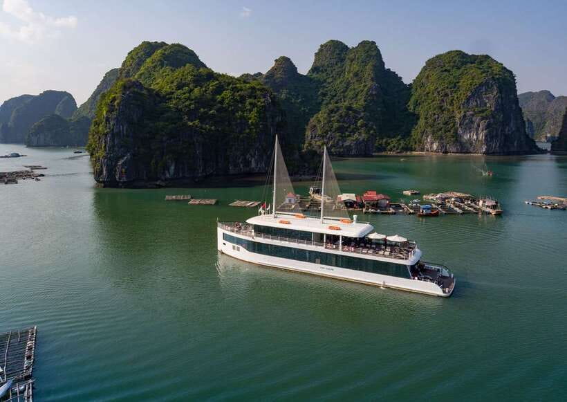 From Hanoi or Halong: Halong Bay Day Cruise - Leaving Hanoi in a limousine