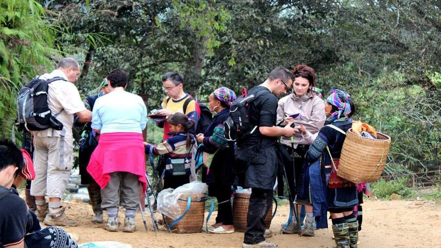 From Hanoi: Sapa 3-Day Medium Trek and Limousine Trip - How the guides shape the experience