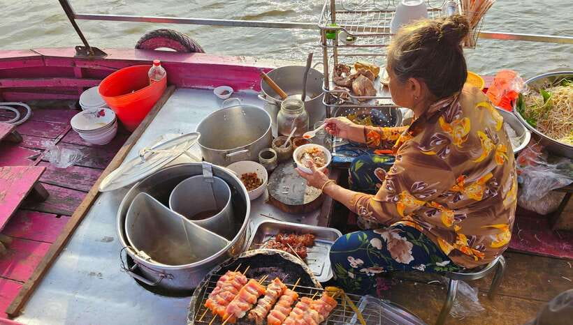 From HCM: Mekong Delta Can Tho Floating Market 2-Day Tour - Lunch in the countryside and the trip home