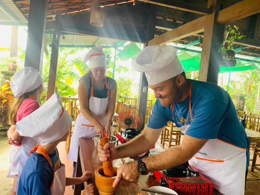 From Hoi An: Cooking Class at Organic Farm - Why the Tra Que farm setting matters