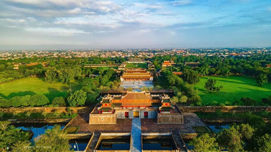 From Hoian & Danang: Hue City Tour with HaiVan Pass - Lap An Lagoon and Lang Co Beach