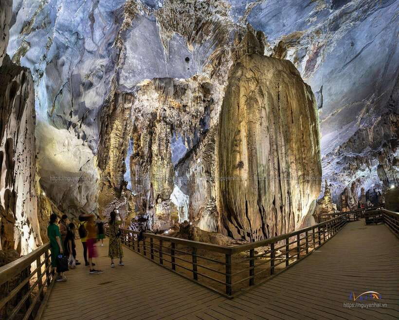 From Hue: Phong Nha Cave & Paradise Cave Full-Day Trip - Lunch in the national park