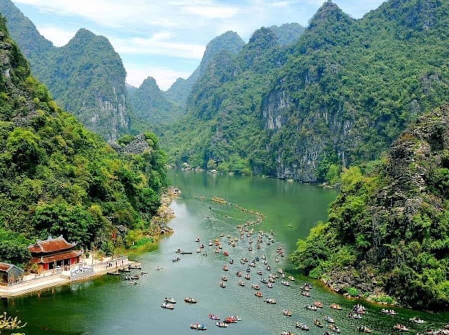 From Ninh Binh : Bai Dinh, Hoa Lu, Trang An, Mua Cave Tour - Who should book this experience
