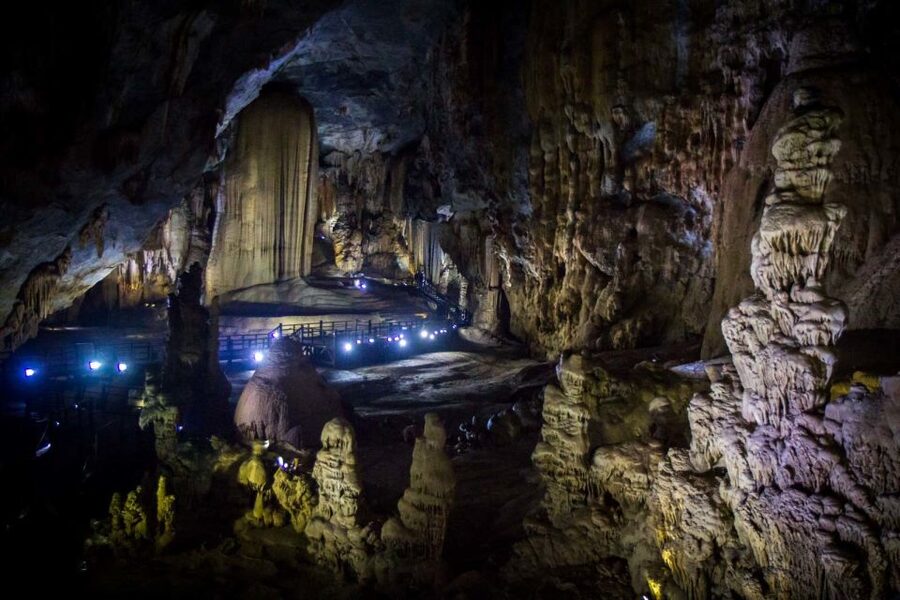 From Phong Nha/Dong Hoi: Paradise and Phong Nha Cave Tour - Why these two caves work well together