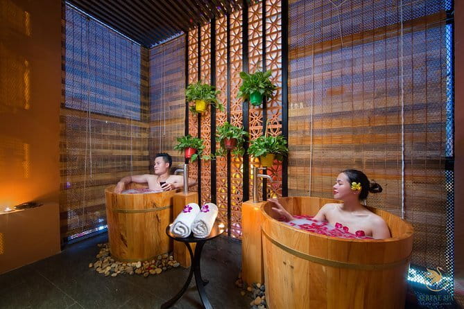 Full Body Combo with Aromatherapy or Deep Tissue treatment - Choosing aromatherapy or deep tissue