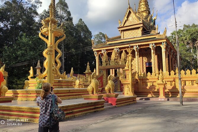 Full-Day Experience in Mekong Cycling and Authentic Home Cooking - Cycling through village lanes and rice paddies