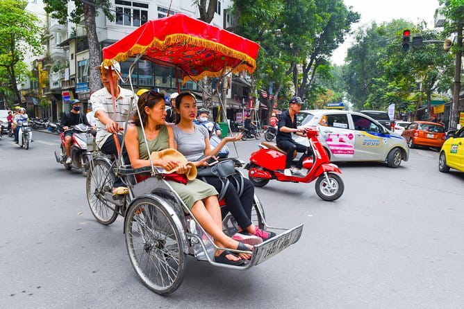 Full-Day Private Walking Tour in Hanoi City - Bach Ma Temple and the oldest religious stop