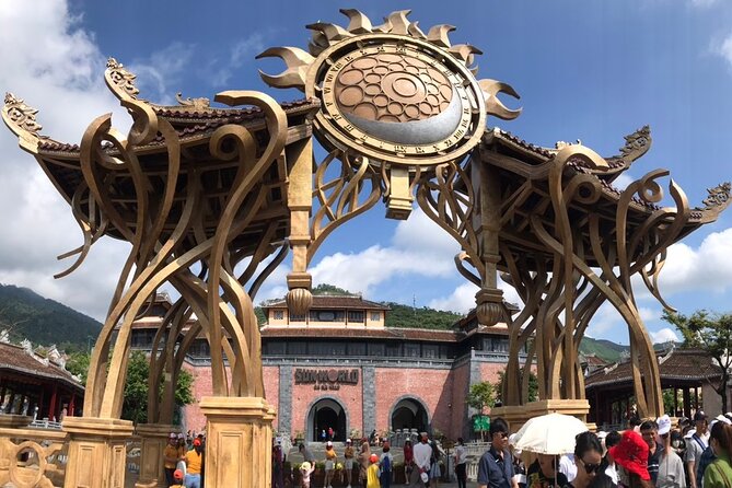 Golden Bridge - Ba Na Hills Private Tour - Reaching Ba Na Hills from Da Nang