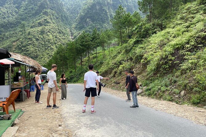 Ha Giang DIVINITY HORIZON TOUR with local easy rider 4 DAYS - Who should book this four-day loop