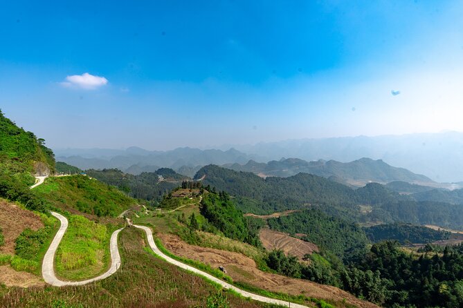 Ha Giang Loop 2Days 1Night Private Tour with English Guide - Who should book this ride
