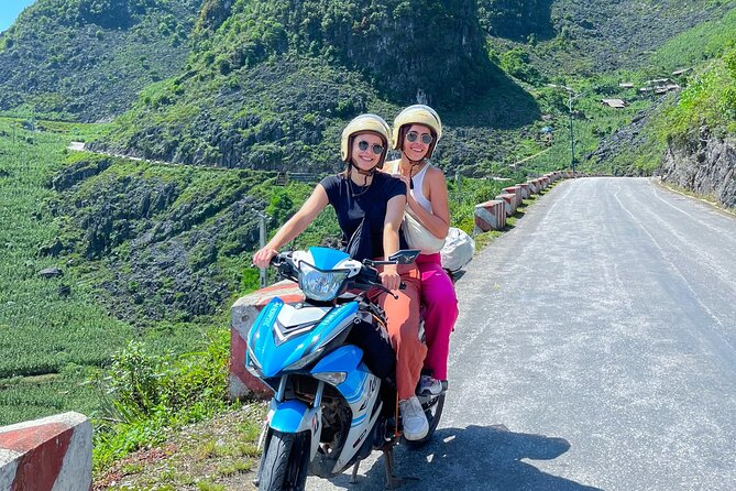 Ha Giang Loop 4D/3N Private Room + Free Dorm Hotel 1N before tour - Day three: Meo Vac to Du Gia by winding mountain road