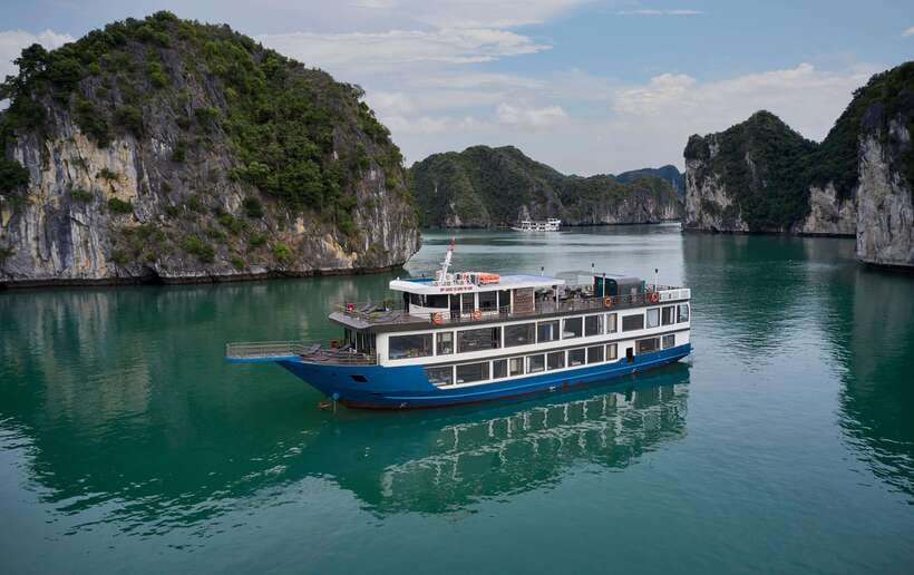 Ha Long Bay: 2-Day Tour with La Pandora Boutique Cruise - Why two days work better than a quick bay visit