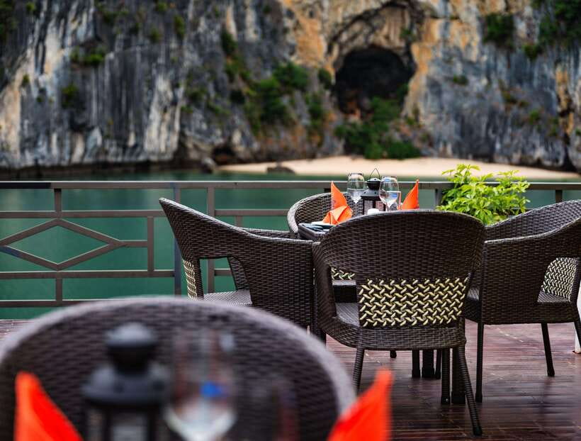 Ha Long Bay: 2-Day Tour with La Pandora Boutique Cruise - Kayaking and swimming in the Ong Cam area