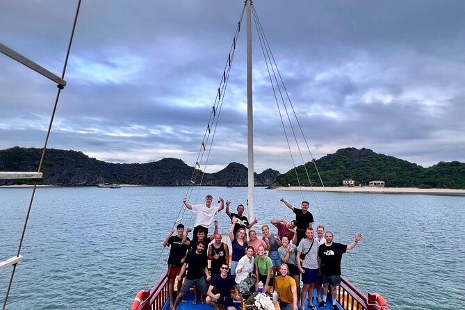 Ha Long Bay Cruise Day Tour-Cave, Kayaking,Ti top island & Lunch - The long return, sunset party, and evening drop-off