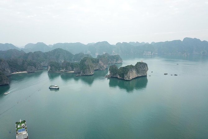 Ha Long Bay Six Hours Trip Kayaking & Swimming on Beach - Guide service and group size