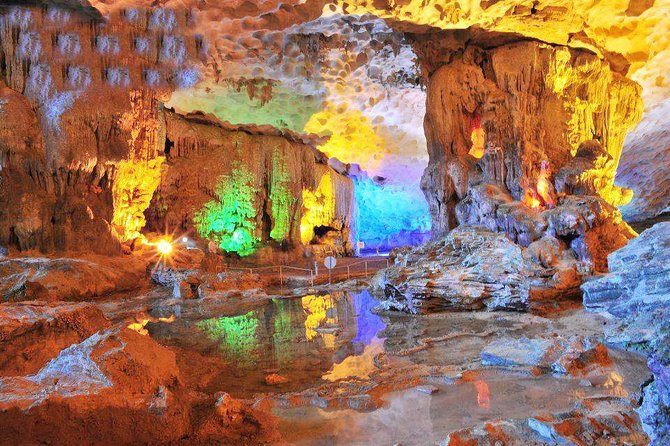 Ha Long Full Day Deluxe Trip - Long Route (6-Hour Trip) - The group size and pace