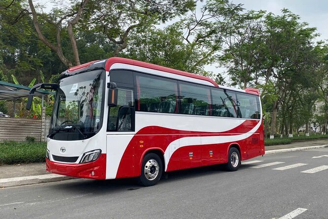 Ha Noi Hotel Transfer to Noi Bai Airport - Punctuality, clean cars, and careful driving