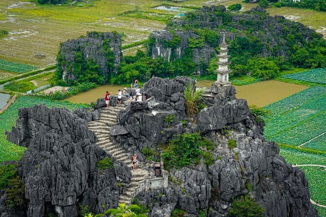 Hai Phong City Historical and Food Tour - Du Hang Pagoda and Hai Phong’s religious past